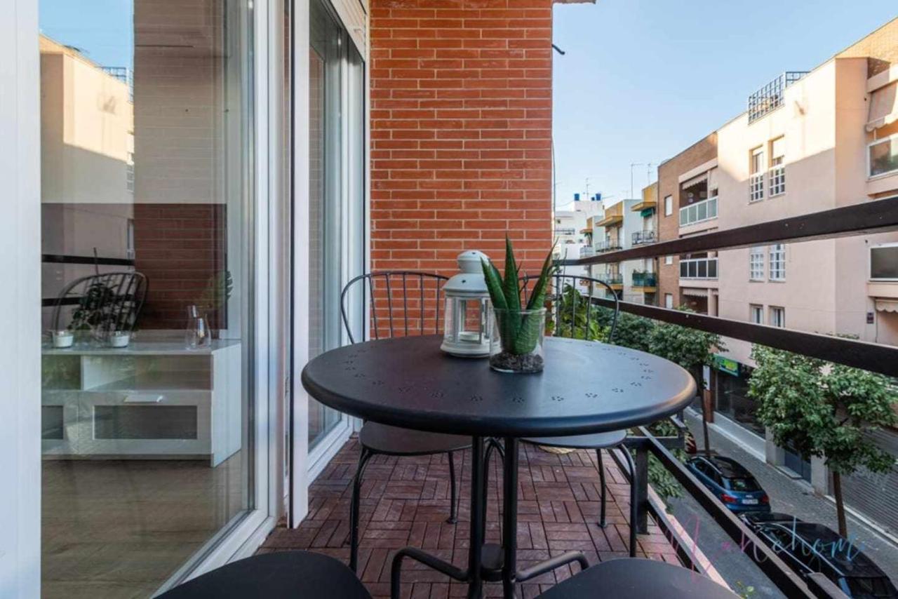 2 Apartamento En Estadio Sevilla 6 Plazas 3 Hab Y Metro المظهر الخارجي الصورة
